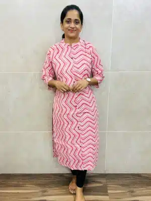 Printed cotton top (cotton lining) with all over fancy buttons (straight cut)